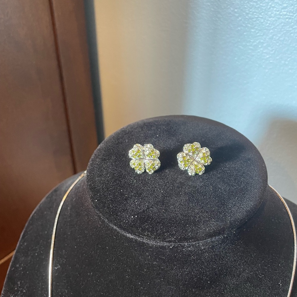 Clover rhinesstone Necklace & earrings set - Picture 2 of 11